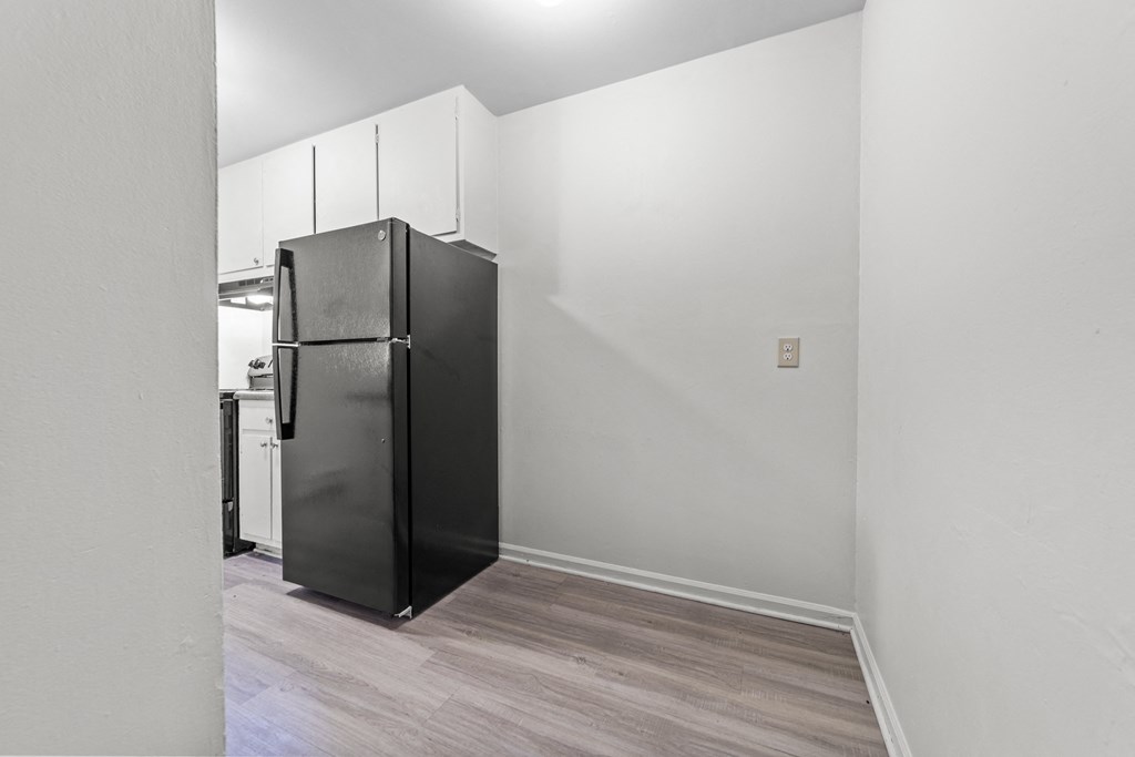 Kitchen Appliances at The Oaks Gate City, Greensboro, NC