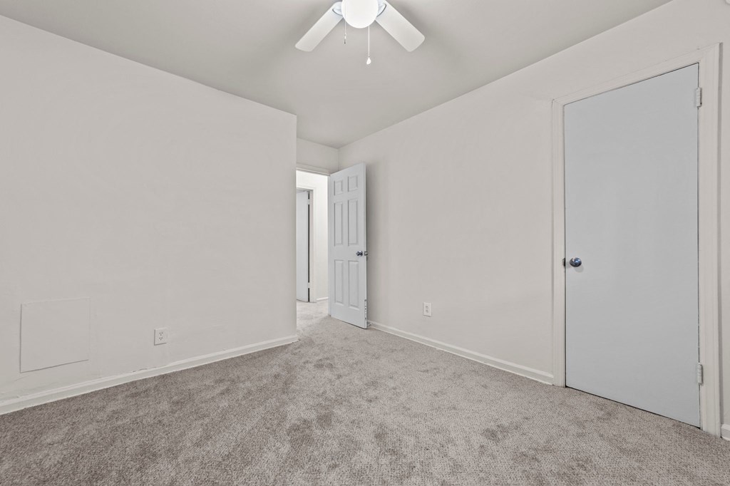 Plush Carpeting at The Oaks Gate City, North Carolina