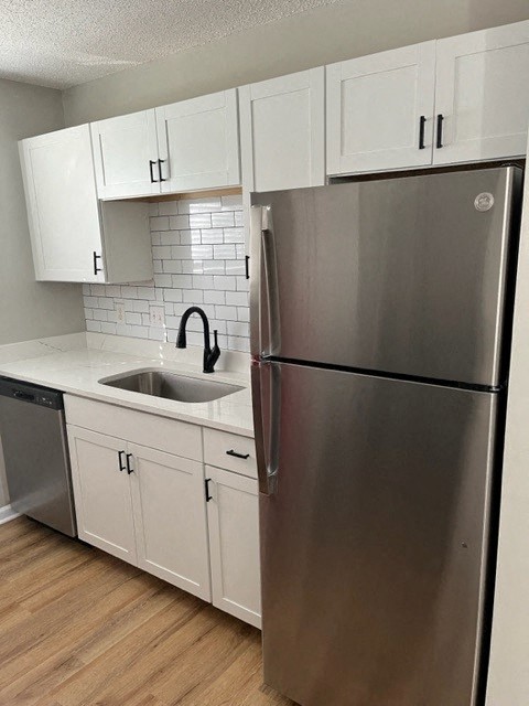 Large Kitchen at Granville Oaks Apartment Homes, Creedmoor, NC 27522
