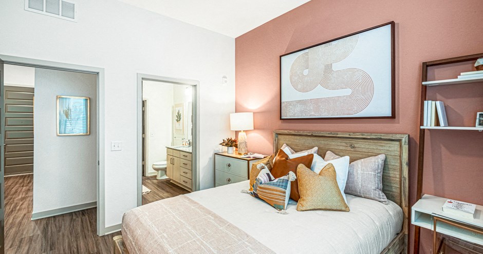 The Samford Glenn Apartments | Auburn, AL