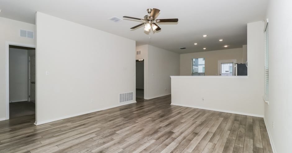 Sunset Oaks Rental Homes | Maxwell, TX