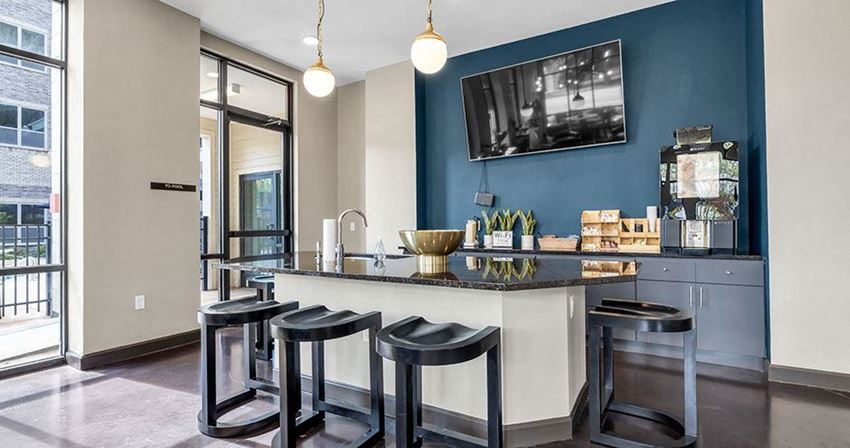 17 Broad | Chattanooga, TN