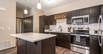 1900 Canterfield | West Dundee, IL - Photo Gallery 4