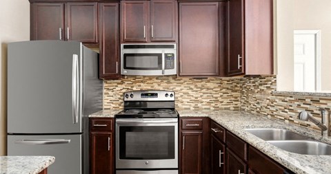 Clairborne Crossing Apartments | Louisville, KY