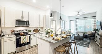 The Samford Glenn Apartments | Auburn, AL