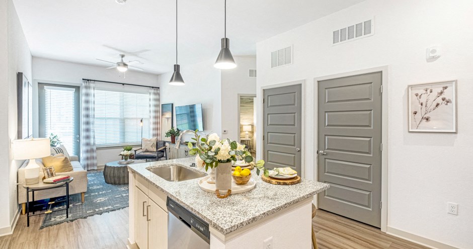 The Samford Glenn Apartments | Auburn, AL