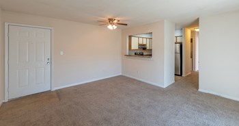 Ashton Village Apartment Homes | Portsmouth, VA - Photo Gallery 5