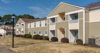 Ashton Village Apartment Homes | Portsmouth, VA - Photo Gallery 23