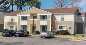 Ashton Village Apartment Homes | Portsmouth, VA - Photo Gallery 22
