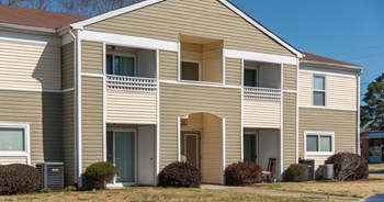 Ashton Village Apartment Homes | Portsmouth, VA - Photo Gallery 21