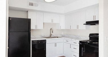 600 Whispering Hills Dr. 1 Bed Apartment for Rent - Photo Gallery 1