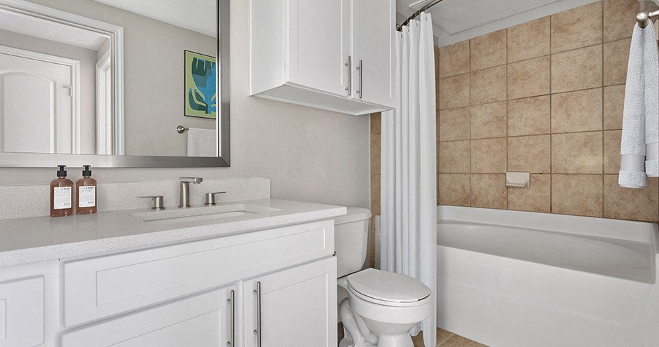 Discovery at Mandolin Apartment Homes | Houston, TX