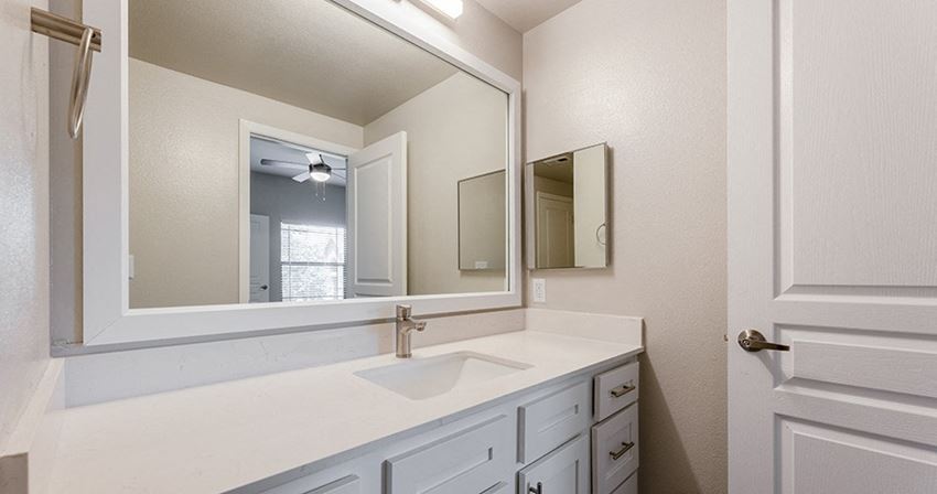 Stoneleigh on Kenswick |Texas - Photo Gallery