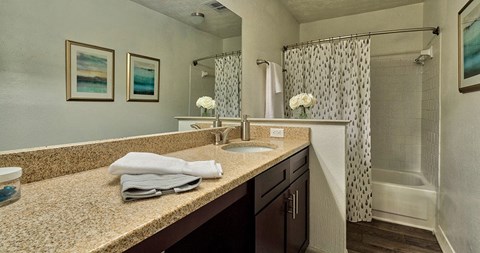 Waters Edge Apartments