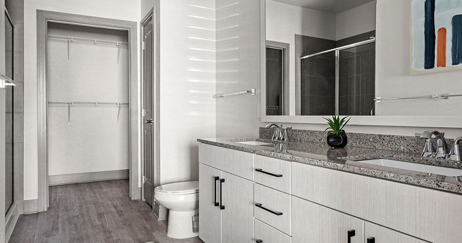 Hue on Greenhouse I Houston, TX