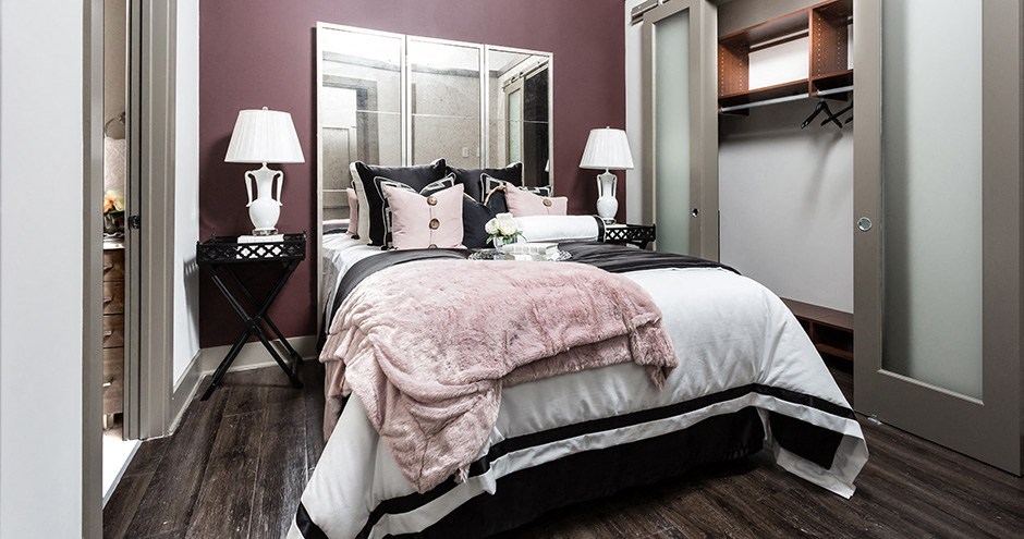 Galleries at Park Lane Apartments | Dallas, TX