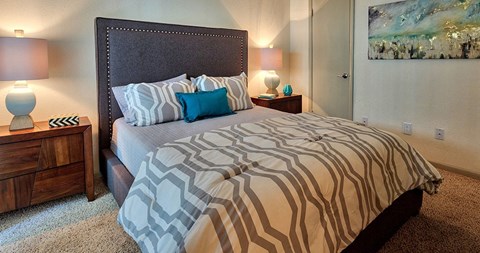 Waters Edge Apartments