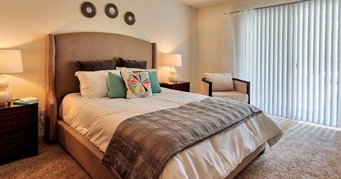 Waters Edge Apartments