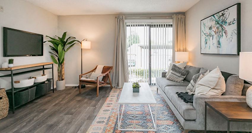5204 Edmondson Pike 1-2 Beds Apartment for Rent - Photo Gallery