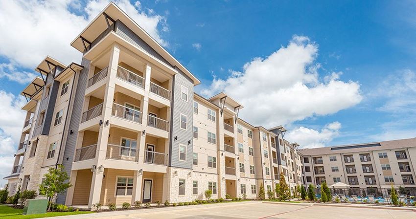 Brea | Katy, TX - Photo Gallery