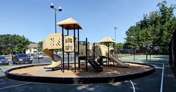 Bristol Creek | Decatur, GA - Photo Gallery 12