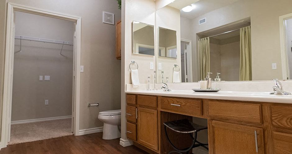 Bristol Place Apartments | Baton Rouge, LA