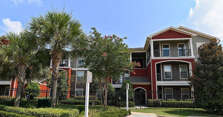 Bristol Place Apartments | Baton Rouge, LA