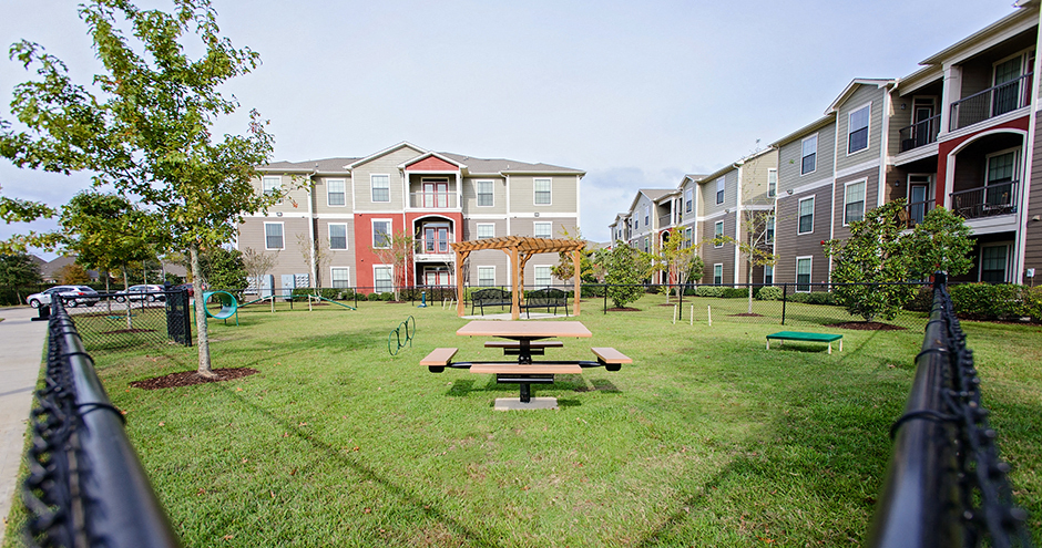Bristol Place Apartments | Baton Rouge, LA