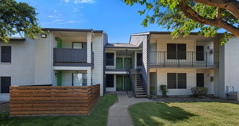 Birch Apartment Homes | Dallas, TX
