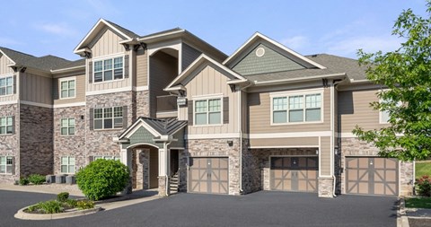 Clairborne Crossing Apartments | Louisville, KY