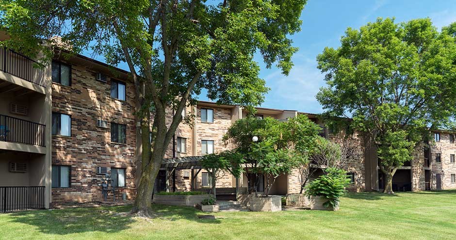 The Woods of Burnsville | Burnsville, MN