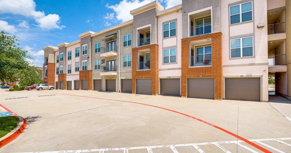 Gateway Crossing Apartments