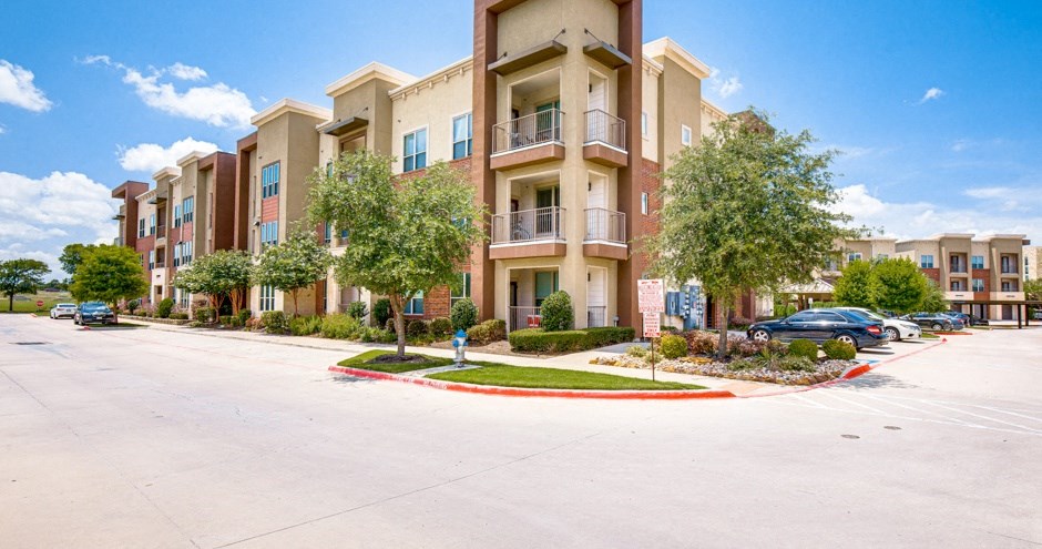 Gateway Crossing Apartments