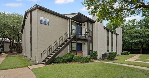 The Oakley | Arlington, TX