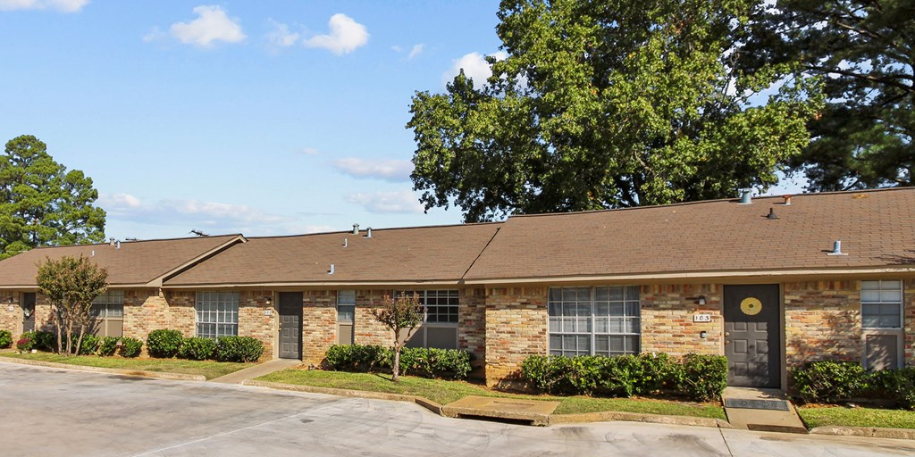 The Gallery Brookside Apartments, 400 Thigpen Dr, Tyler, TX RentCafe