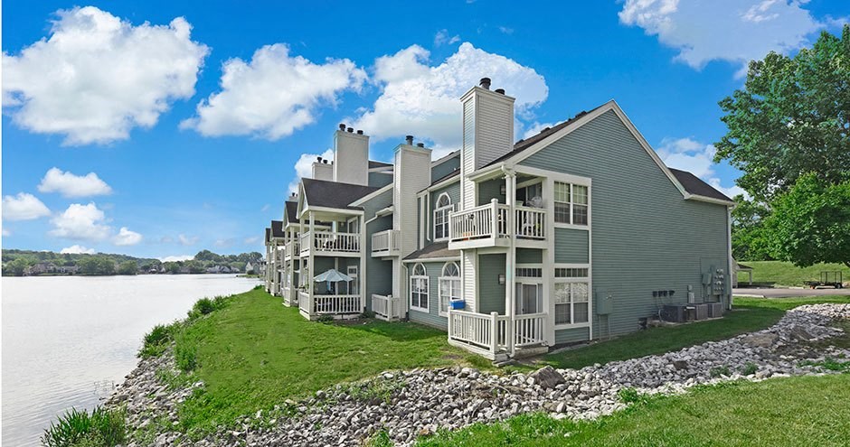 Island Club Apartment Homes