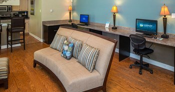 Business Center Crestmont Reserve Dallas Apartments For Rent - Photo Gallery 30