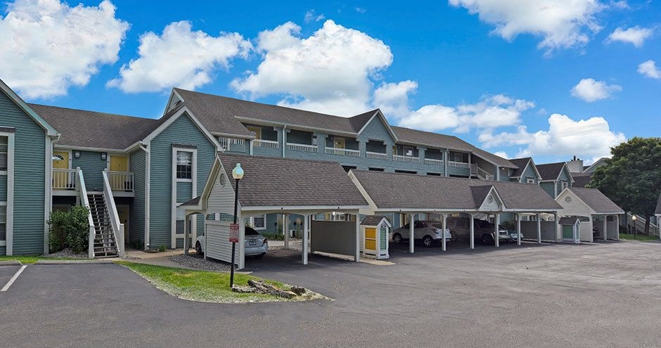 Island Club Apartment Homes