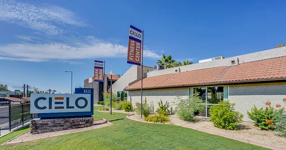 a cielo sign in front of a building