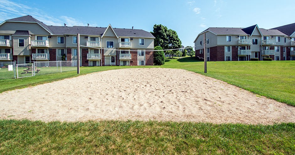 The Club at Oak Creek | Sheboygan, WI | Sand Volleyball Court