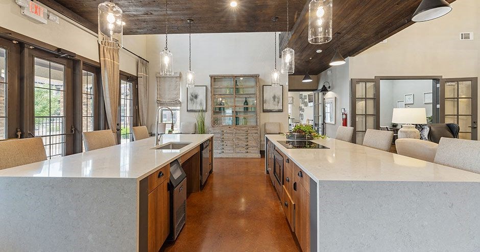 Junction Crossing | Fort Worth, TX