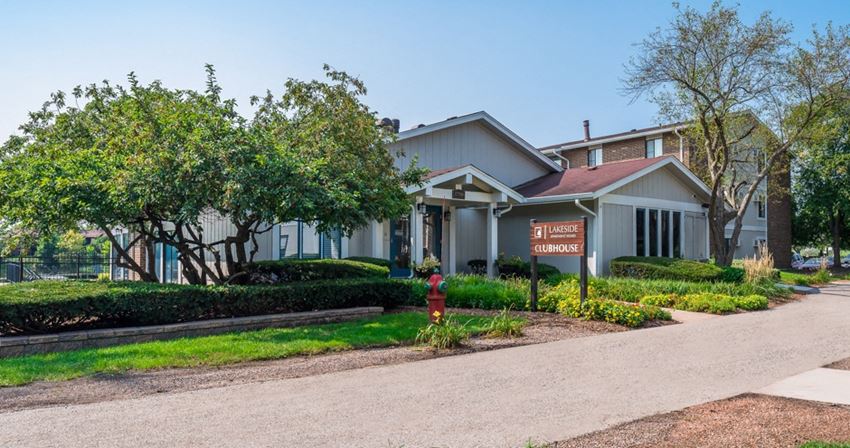 Lakeside At Wheaton Apartments