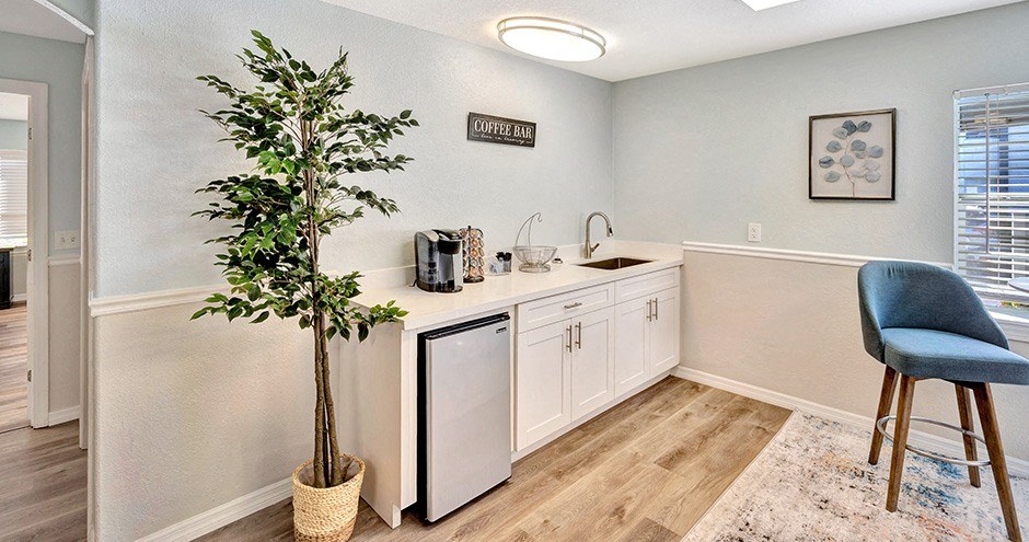 The Easton| Brandon, FL