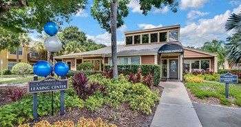 Courtney Cove Apartments | Tampa, FL - Photo Gallery 5