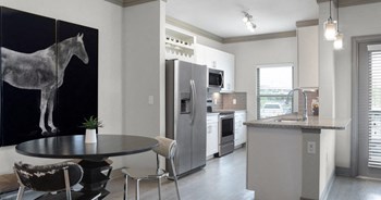 Cyan Southcreek | Overland Park, KS - Photo Gallery 3