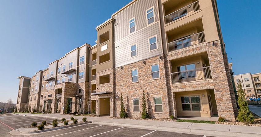 Cyan Southcreek Apartments, 13220 Foster Street,, Overland Park, KS ...