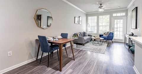 The Grand Parkway Apartments | Katy, TX