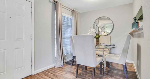 Westmount at Copper Mill Apartments | Houston, TX