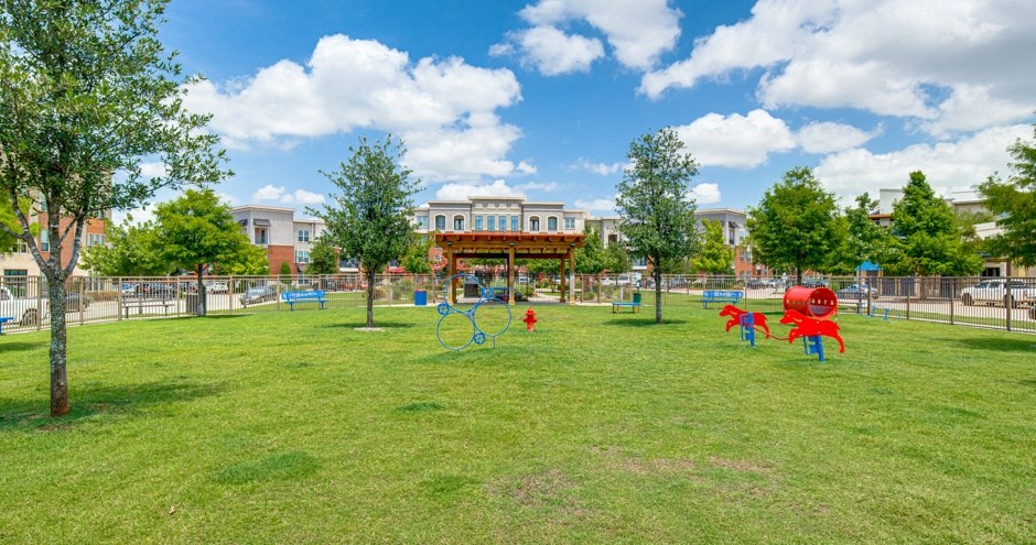 Gateway Crossing Apartments