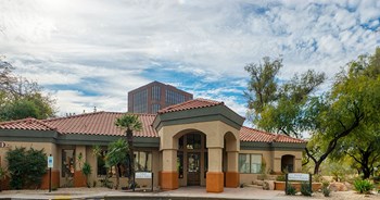 3255 S Dorsey Ln 1-3 Beds Apartment for Rent - Photo Gallery 4